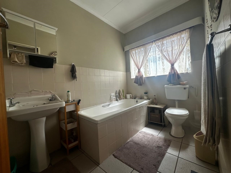 2 Bedroom Property for Sale in Pellissier Free State